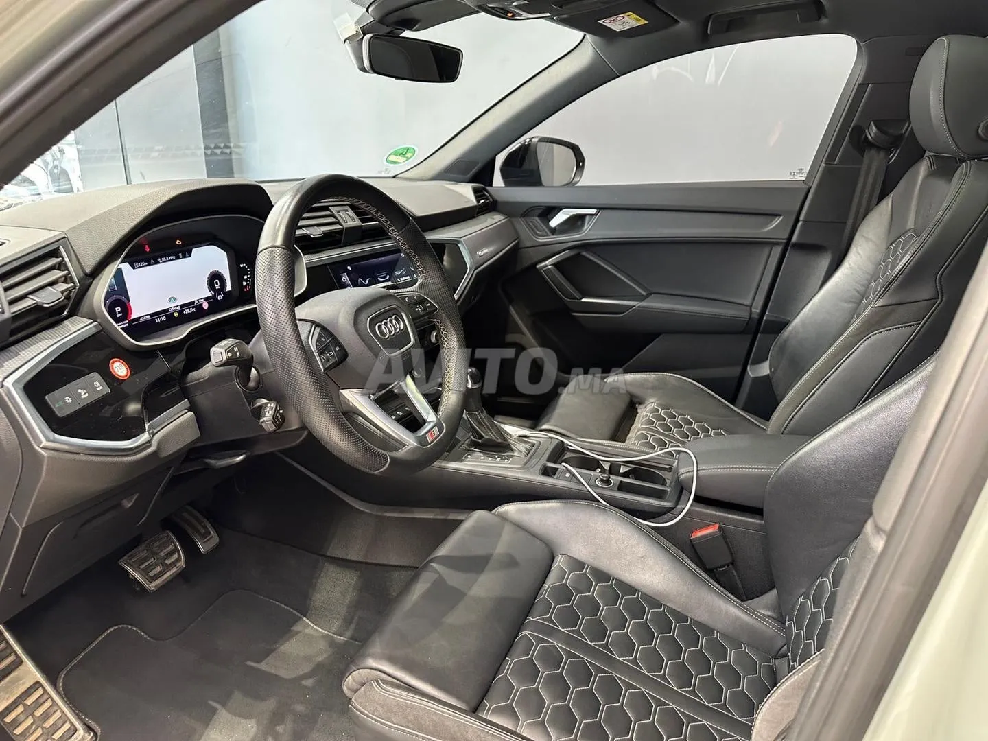 Audi Q3 S Line — photo 3