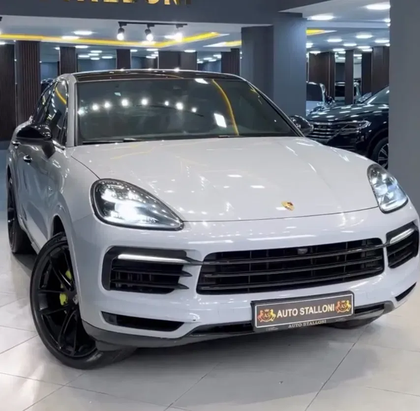 Porsche Cayenne — Argent Dolomite