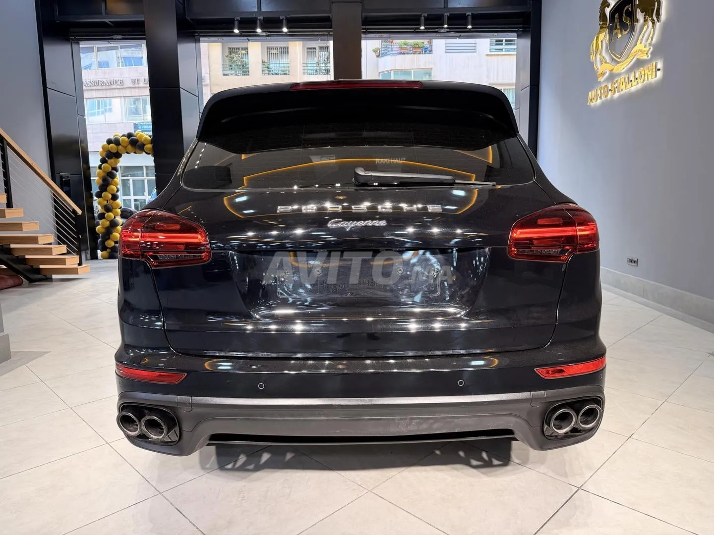 Porsche Cayenne — photo 2