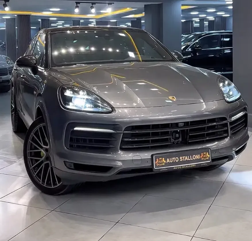 Porsche Cayenne — Gris Quartz